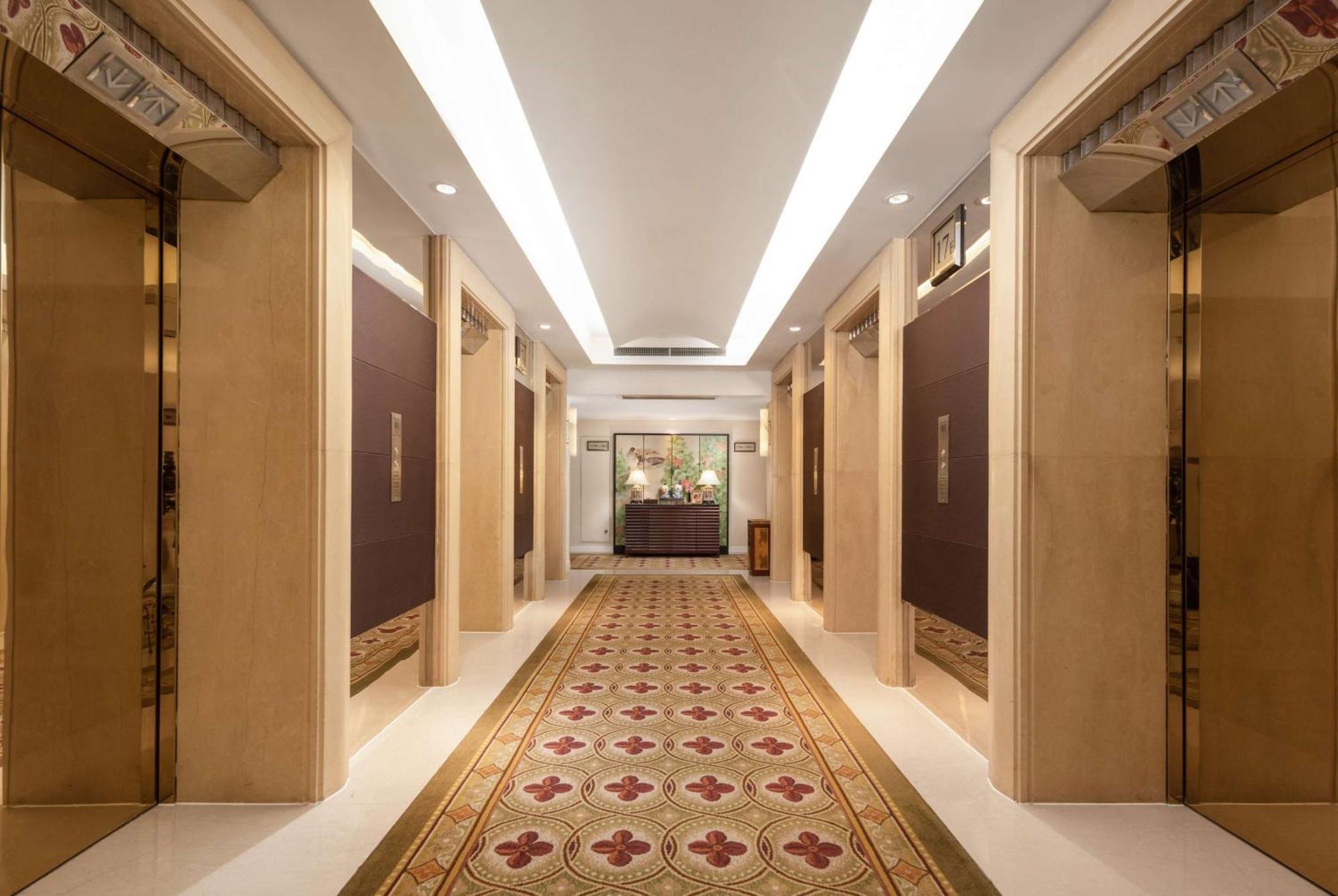 Ramada Plaza Optics Valley Hotel ווהאן מראה חיצוני תמונה