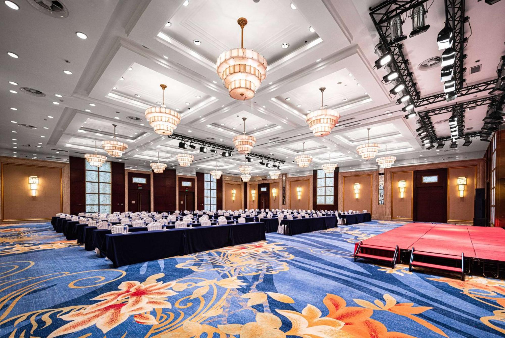 Ramada Plaza Optics Valley Hotel ווהאן מראה חיצוני תמונה