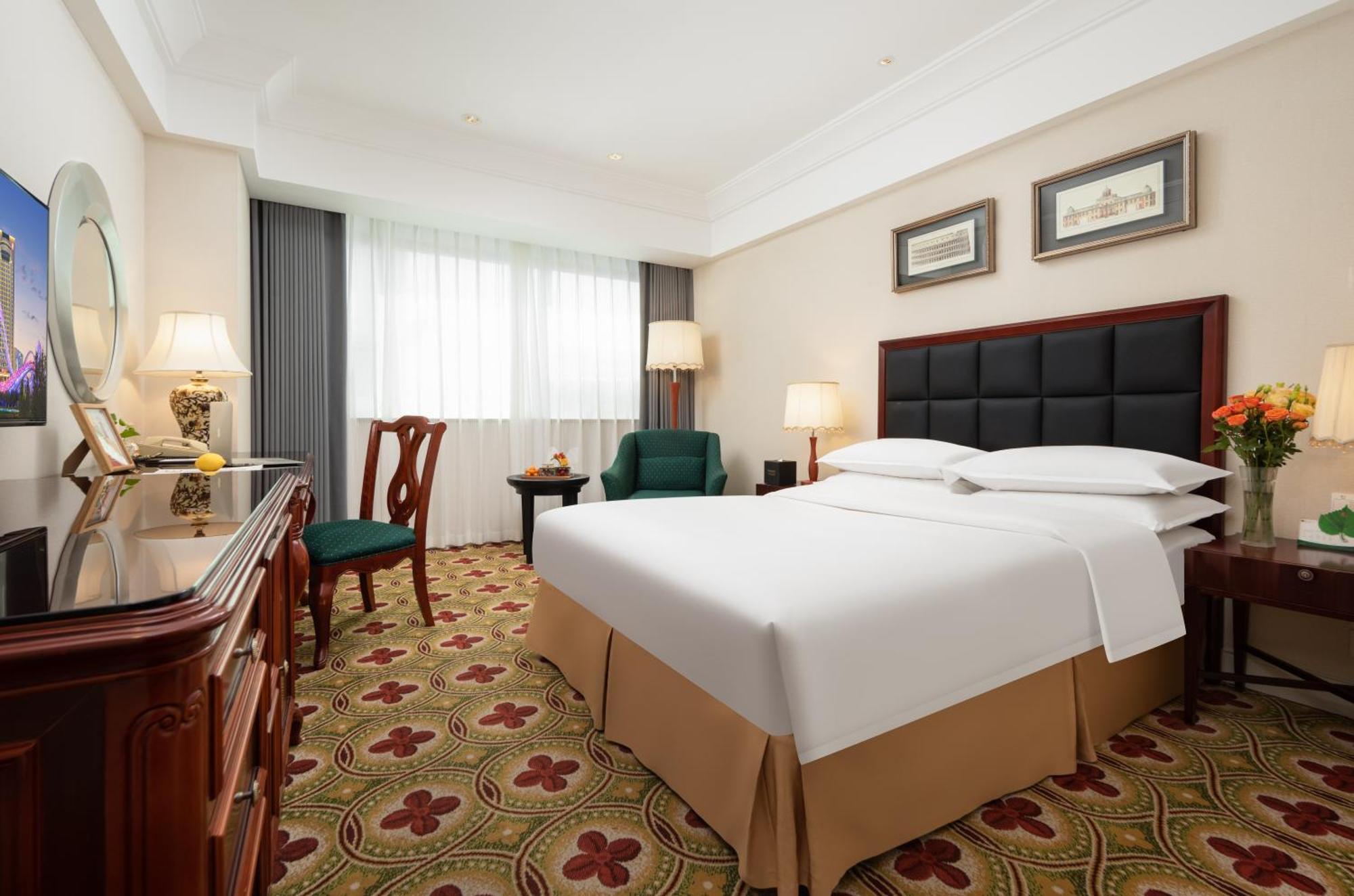 Ramada Plaza Optics Valley Hotel ווהאן מראה חיצוני תמונה