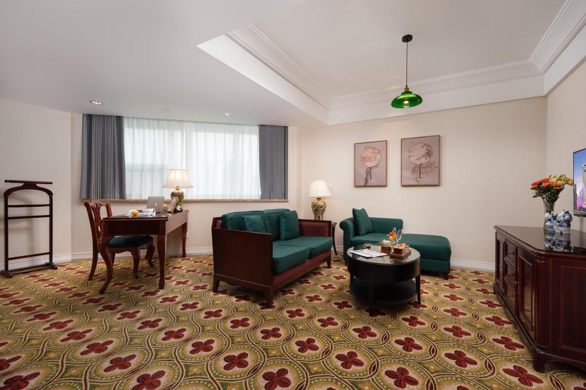 Ramada Plaza Optics Valley Hotel ווהאן מראה חיצוני תמונה